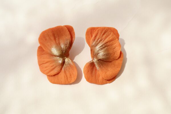 ORANGE BLOOM EARRINGS