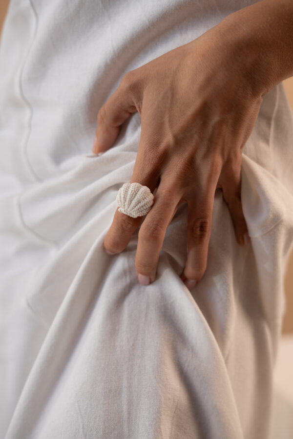 CORAL WHITE RING